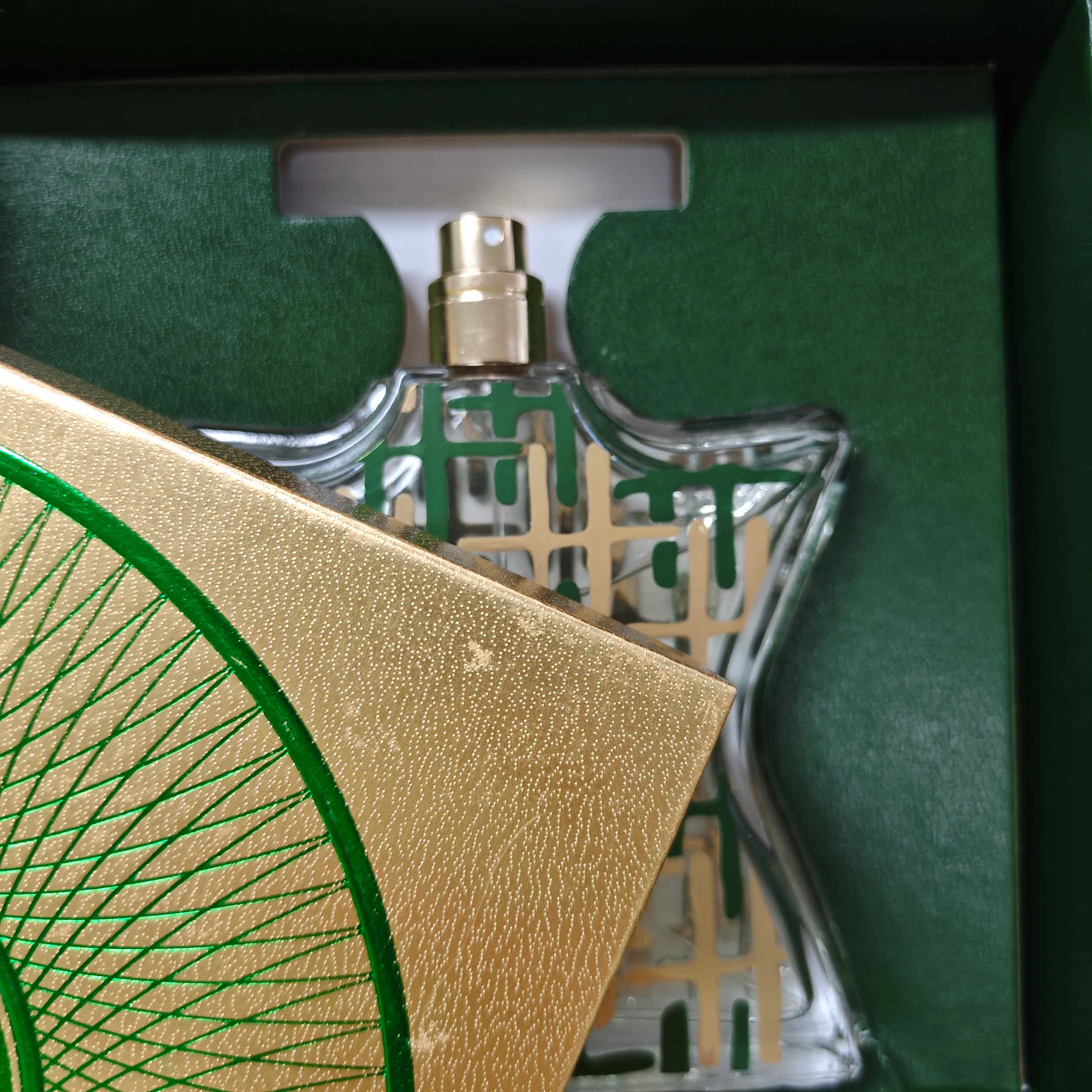 น้ำหอมโรเดอร์ ลิมิเต็ด กลิ่นกุ - Perfume Fragrance Levels บทวิจารณ์และราคา