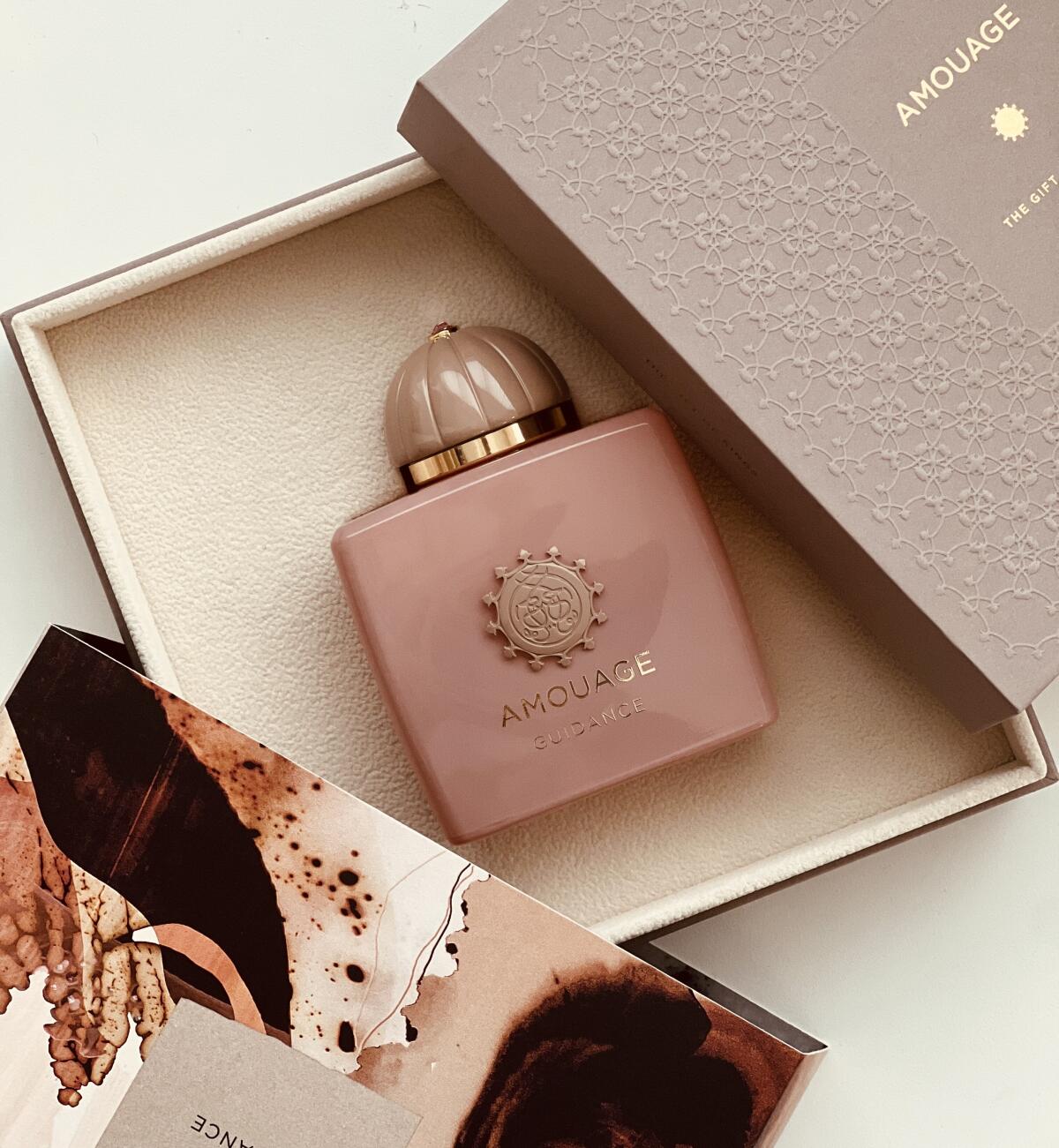 น้ำหอม Amouage Guidance 46 Lin - Parfum Extrait Oil บทวิจารณ์และราคา